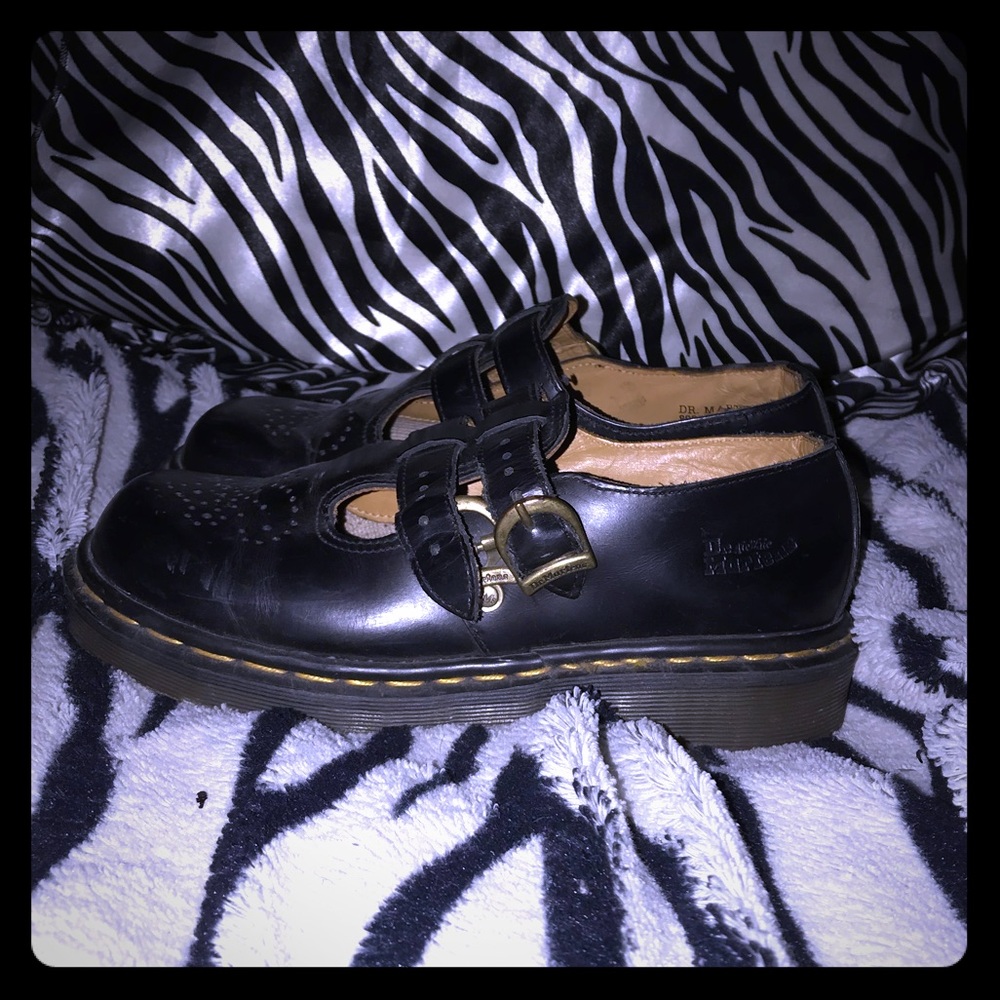 DOC MARTENS MARYJANE STYLE